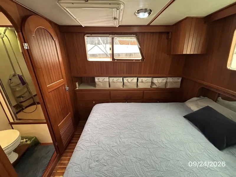 Slide: The Image of 36' Monk master stateroom starboard - 7931474