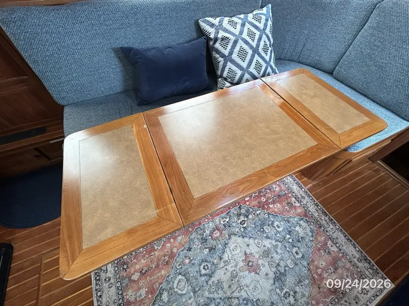 Slide: The Image of 36' Monk salon table - 7931490