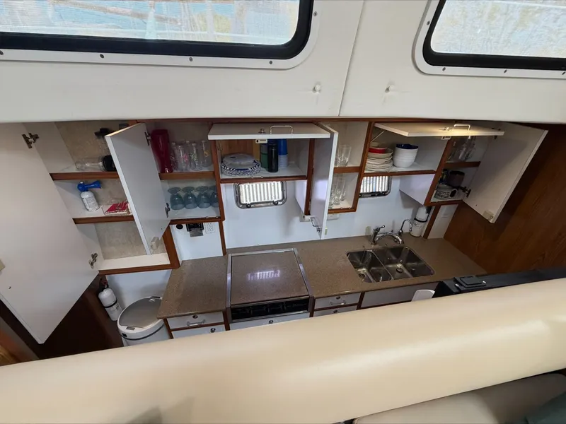 Slide: The Image of Endeavour Catamaran Corp 44 2014 - 7937732