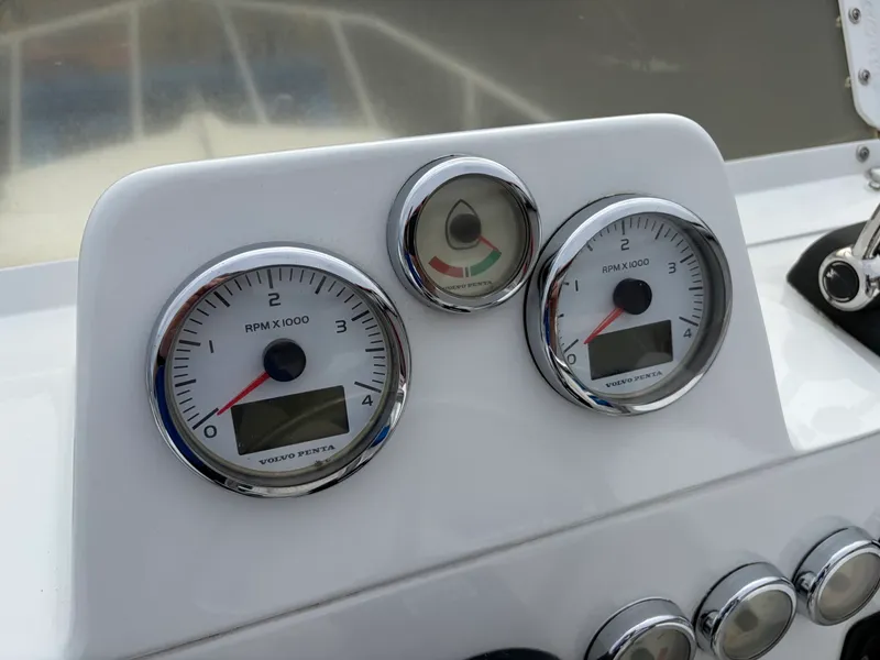 Slide: The Image of 2010 Custom Power Cat 40 - 7933387