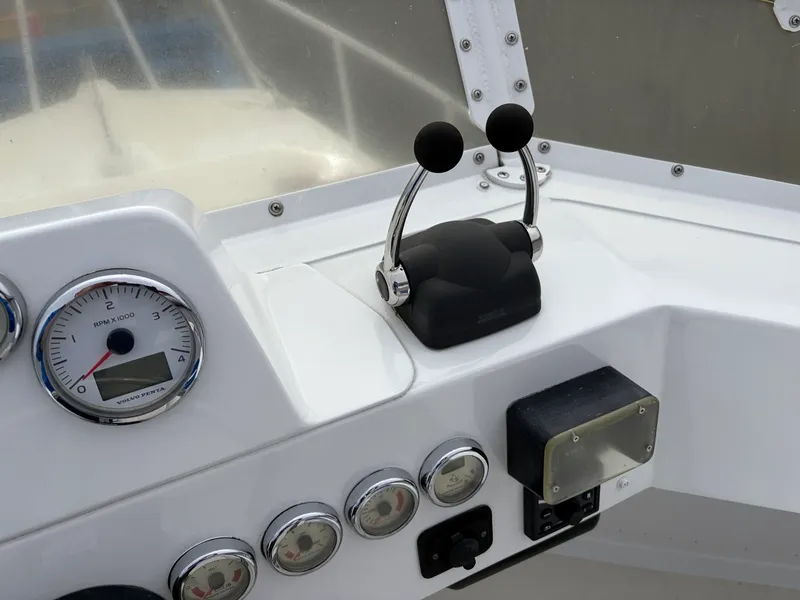 Slide: The Image of 2010 Custom Power Cat 40 - 7933391