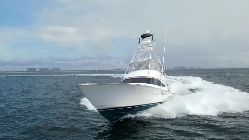Slide: The Image of 2022 Viking Convertible Cole Play Running Profile (5) - 7933100