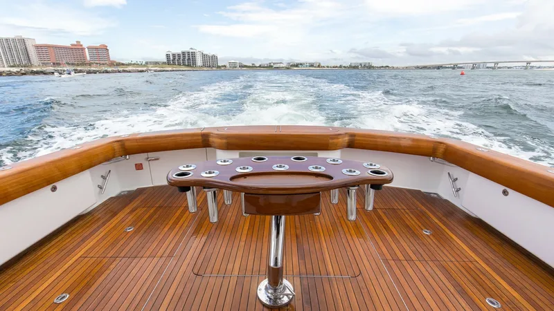 Slide: The Image of 2022 Viking Convertible Cole Play Cockpit (2) - 7933062