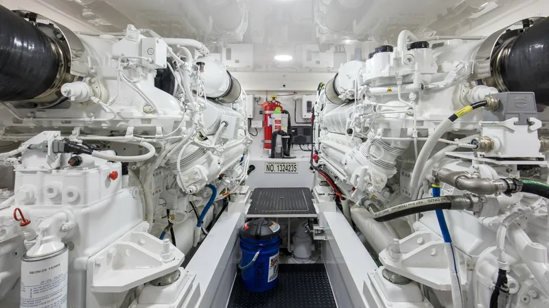 Slide: The Image of 2022 Viking Convertible Cole Play Engine Room (2) - 7933071