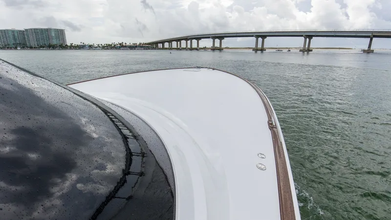 Slide: The Image of 2022 Viking Convertible Cole Play Bow (2) - 7933086