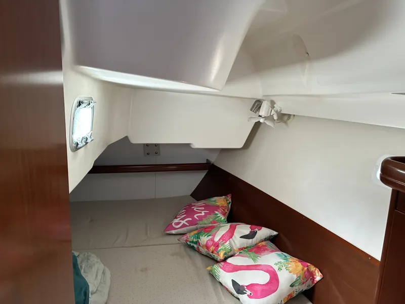 Slide: The Image of Beneteau Oceanis 373 - 8052033