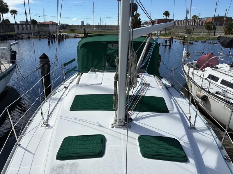 Slide: The Image of Beneteau Oceanis 373 - 8052027
