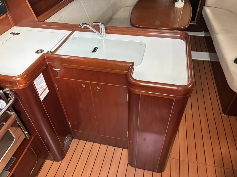 Slide: The Image of Beneteau Oceanis 373 - 8052035
