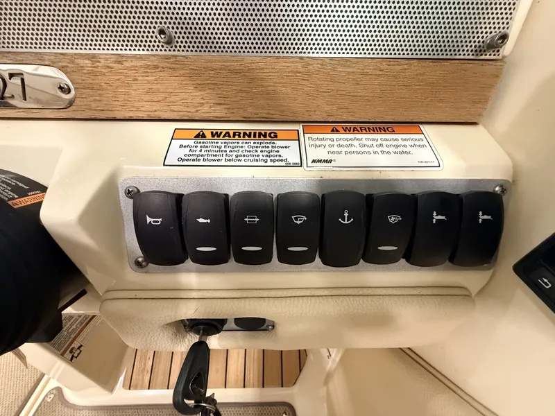 Slide: The Image of Chris-Craft 27' Launch 2019 - 7936381