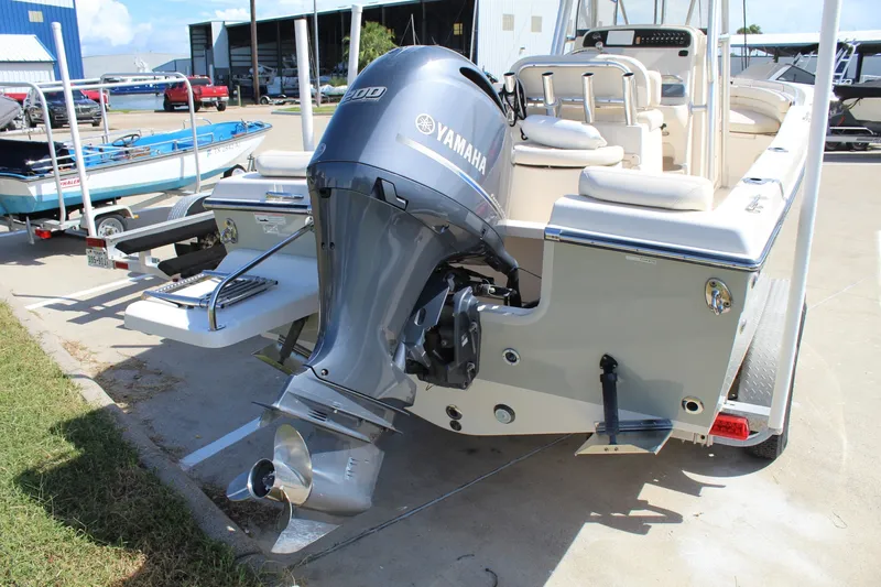 Slide: The Image of Grady-White Fisherman 209 2015 - 7937508