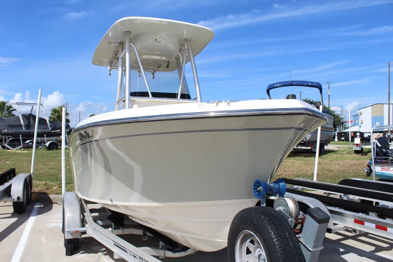 Slide: The Image of Grady-White Fisherman 209 2015 - 7937524
