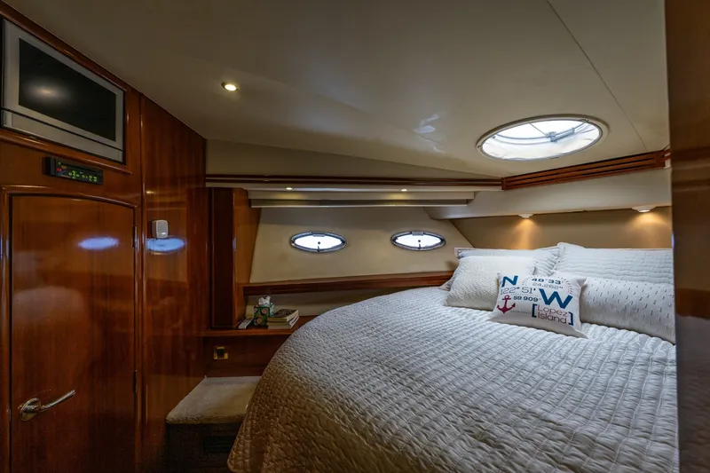Slide: The Image of Carver Yachts 530 Voyager Pilothouse 2003 - 7937681