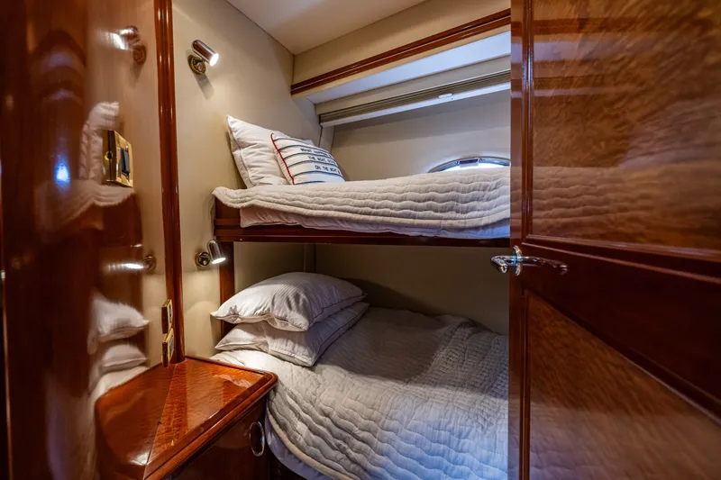 Slide: The Image of Carver Yachts 530 Voyager Pilothouse 2003 - 7937684