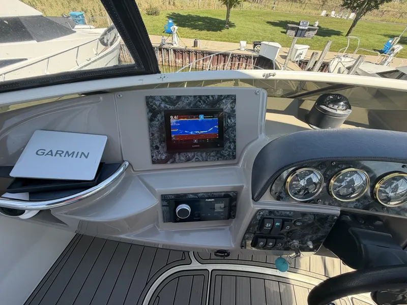 Slide: The Image of Carver Yachts 396 Motor Yacht 2000 - 7938033