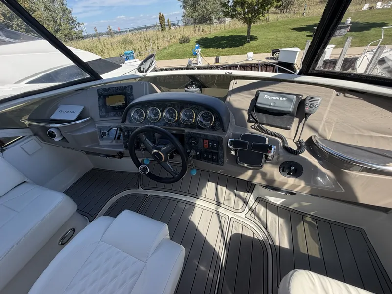 Slide: The Image of Carver Yachts 396 Motor Yacht 2000 - 7938034
