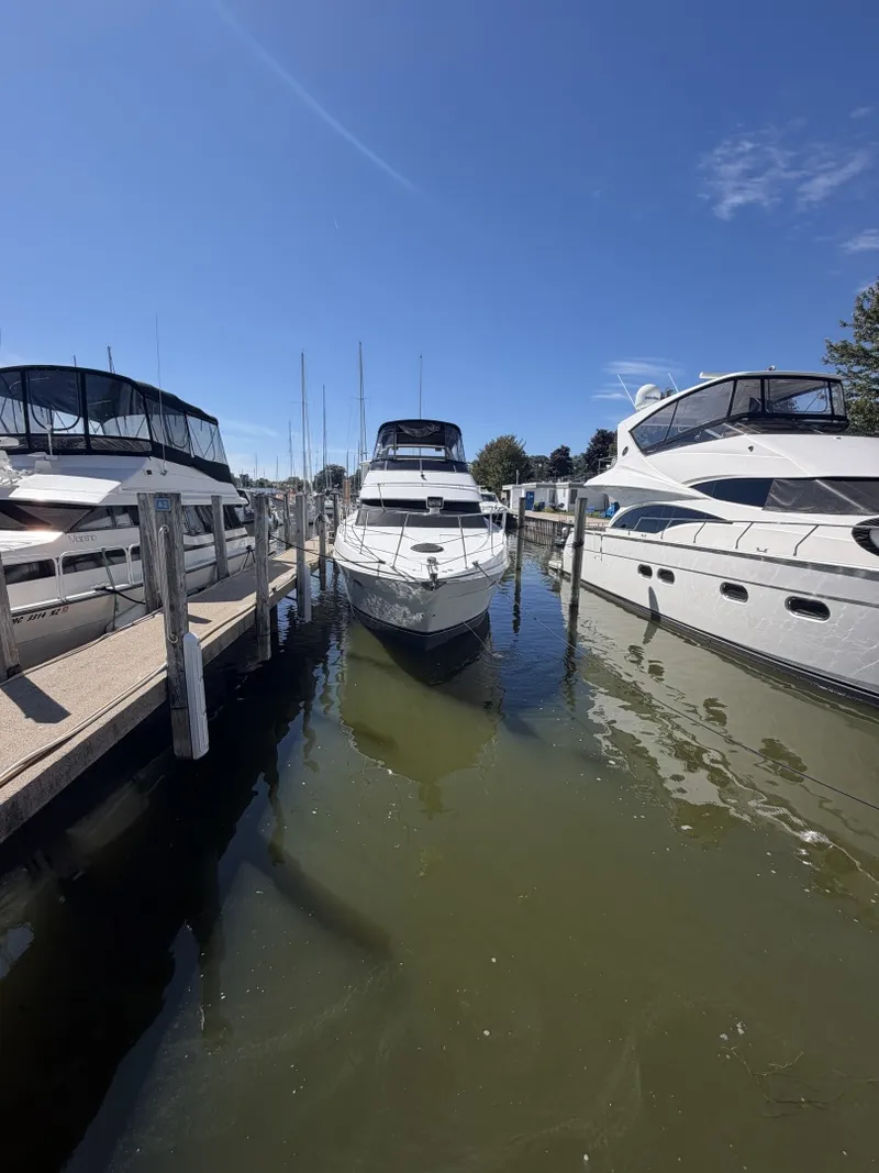 Slide: The Image of Carver Yachts 396 Motor Yacht 2000 - 7938030