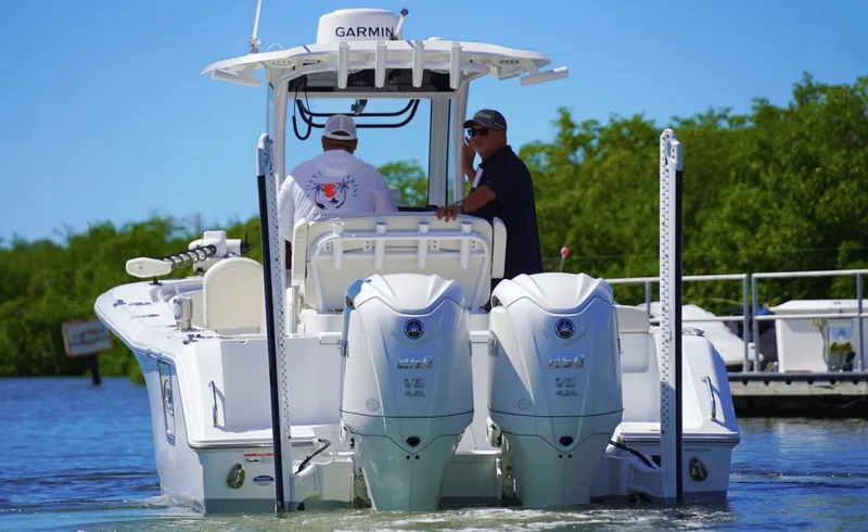 Slide: The Image of Sea Hunt Gamefish 27FS 2025 - 7949415