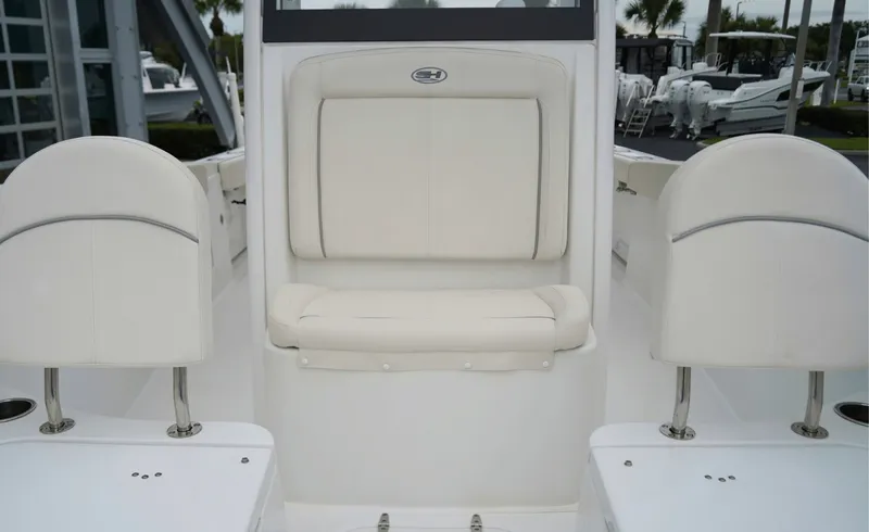 Slide: The Image of Sea Hunt Gamefish 27FS 2025 - 7949467