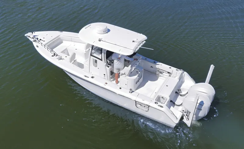 Slide: The Image of Sea Hunt Gamefish 27FS 2025 - 7949418