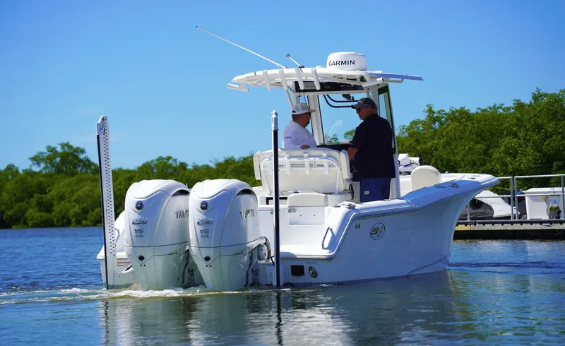 Slide: The Image of Sea Hunt Gamefish 27FS 2025 - 7949414