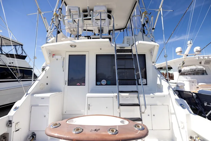Slide: The Image of Hatteras 43 Convertible 1995 - 7951585