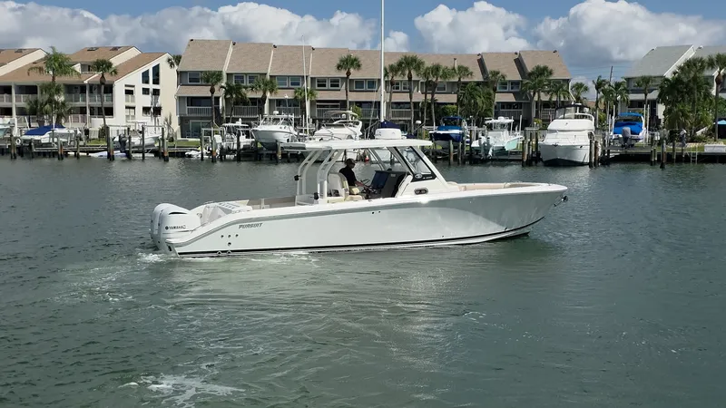 Slide: The Image of Pursuit 328 Sport 2019 - 7951657