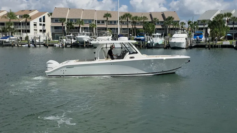 Slide: The Image of Pursuit 328 Sport 2019 - 7951658