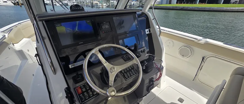 Slide: The Image of Pursuit 328 Sport 2019 - 7951675