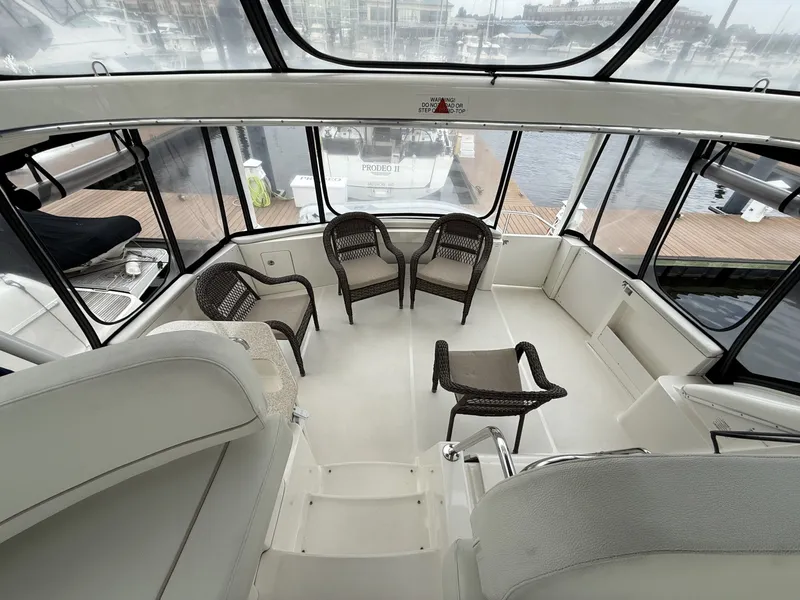 Slide: The Image of Silverton 43 Motor Yacht 2005 - 7952980