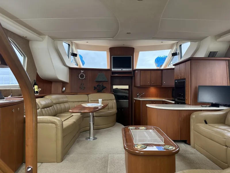 Slide: The Image of Silverton 43 Motor Yacht 2005 - 7953165