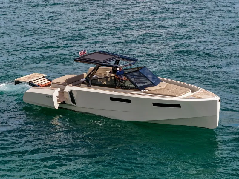 Slide: The Image of Evo Marine R4 2023 - 8064494