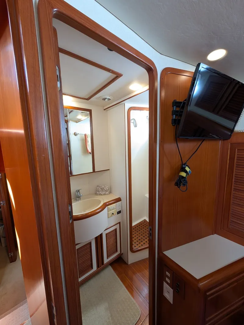 Slide: The Image of Offshore 54 Pilothouse 1998 - 8140278