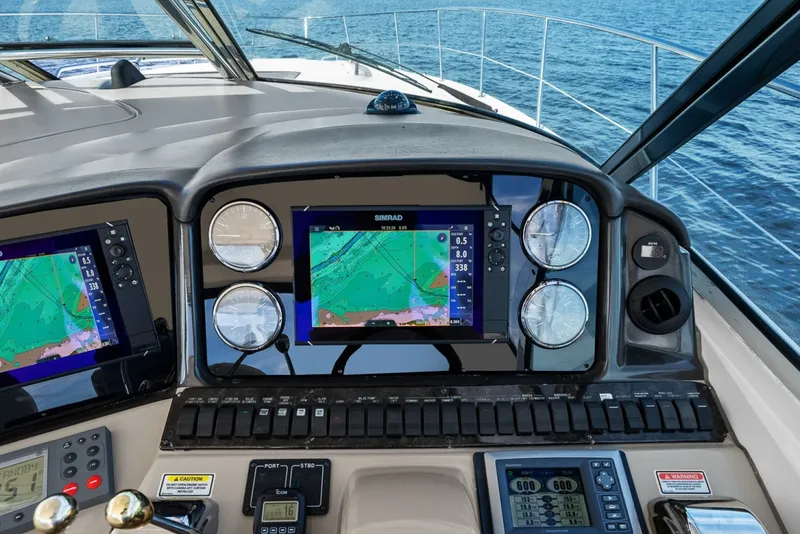 Slide: The Image of Sea Ray 420 Sundancer 2005 - 7953614