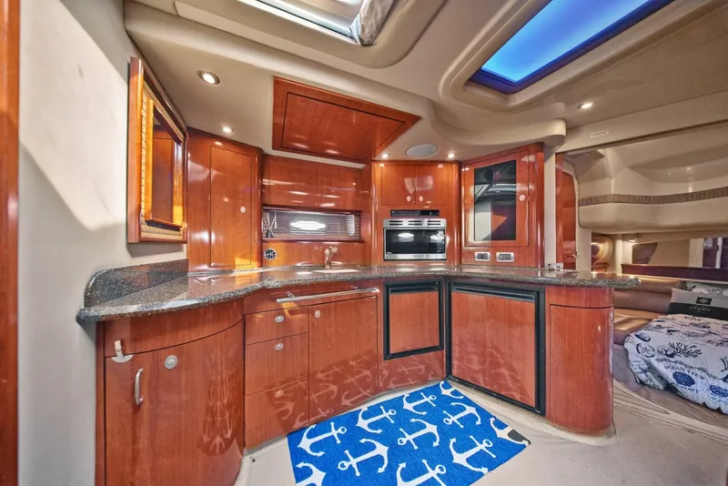 Slide: The Image of Sea Ray 420 Sundancer 2005 - 7953586