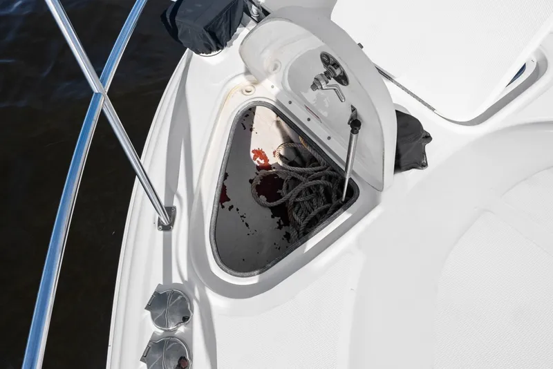 Slide: The Image of Sea Ray 420 Sundancer 2005 - 7953625