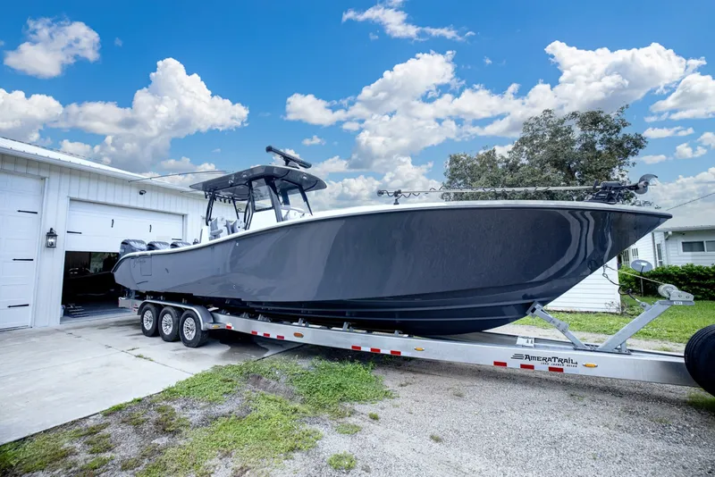 Slide: The Image of Yellowfin 36 Offshore 2026 - 7953789