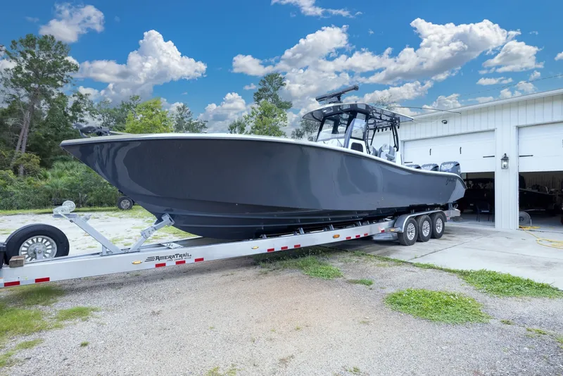 Slide: The Image of Yellowfin 36 Offshore 2026 - 7953790