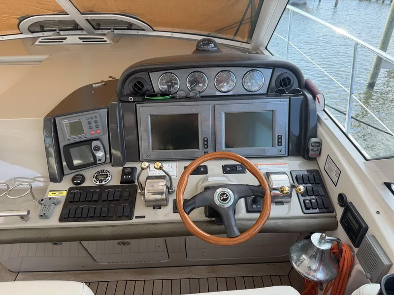 Slide: The Image of Sea Ray 480 2006 - 7953807