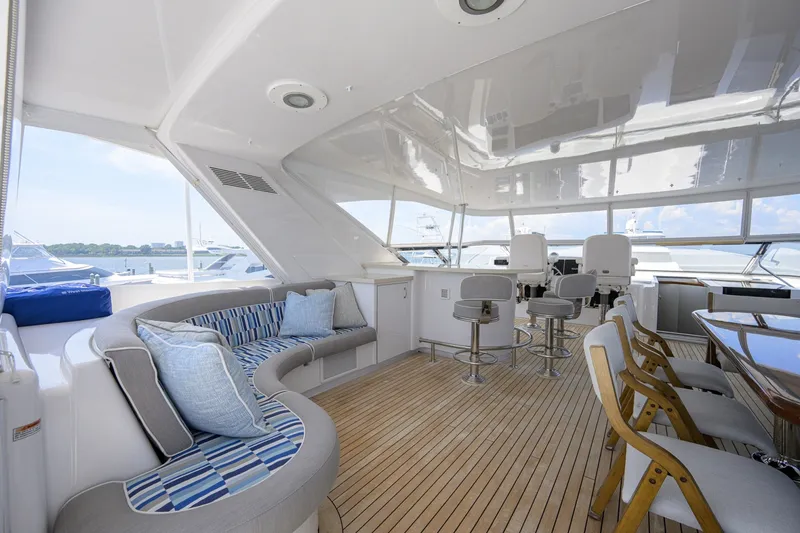 Slide: The Image of Hatteras 80 Motor Yacht 2013 - 7954270