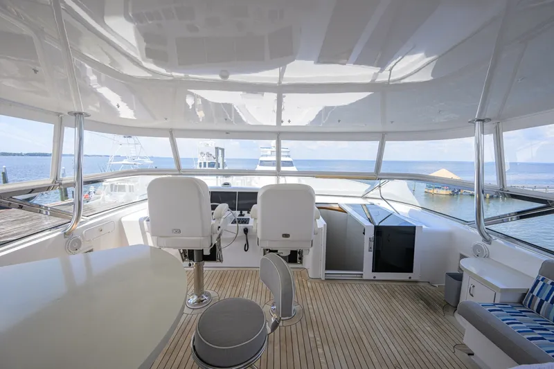 Slide: The Image of Hatteras 80 Motor Yacht 2013 - 7954279