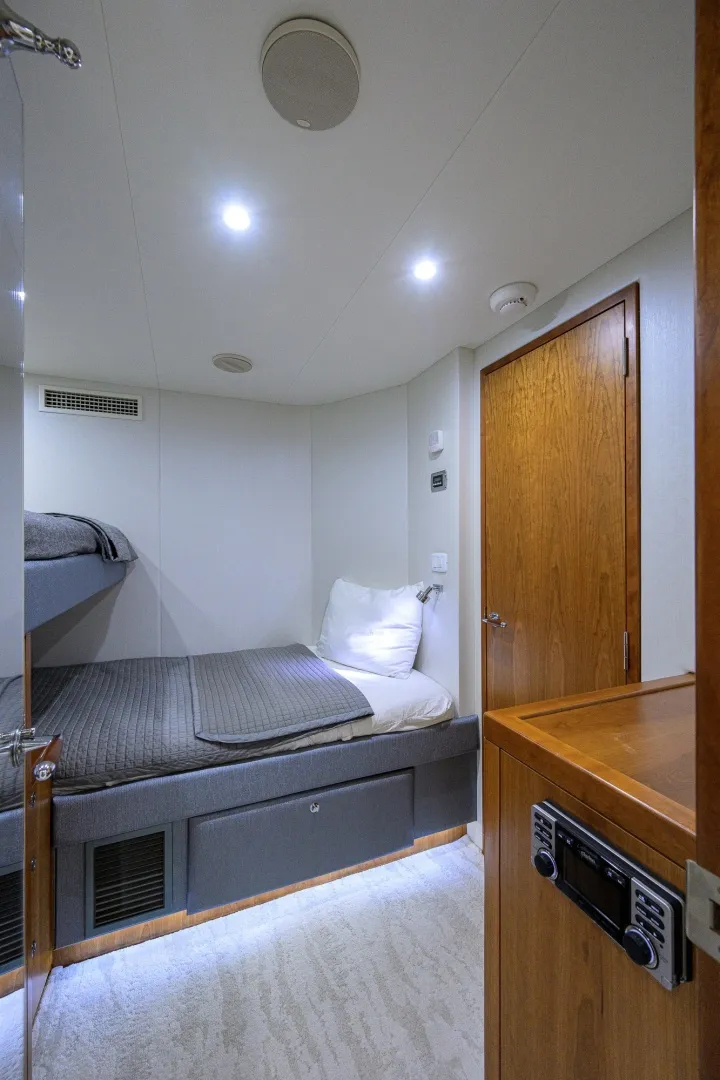Slide: The Image of Hatteras 80 Motor Yacht 2013 - 7954241