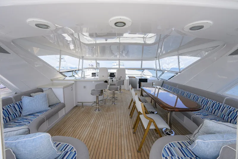 Slide: The Image of Hatteras 80 Motor Yacht 2013 - 7954268