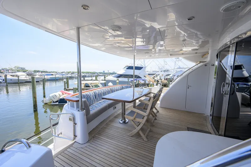 Slide: The Image of Hatteras 80 Motor Yacht 2013 - 7954252