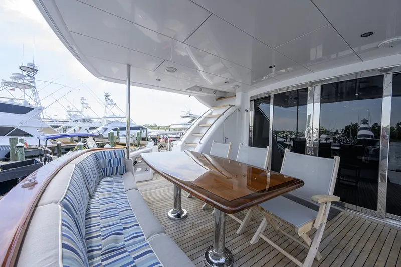Slide: The Image of Hatteras 80 Motor Yacht 2013 - 7954255
