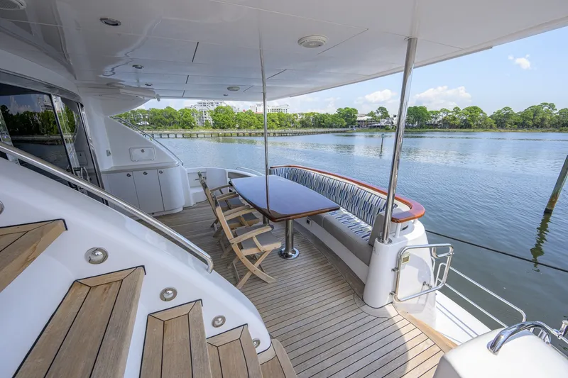 Slide: The Image of Hatteras 80 Motor Yacht 2013 - 7954257