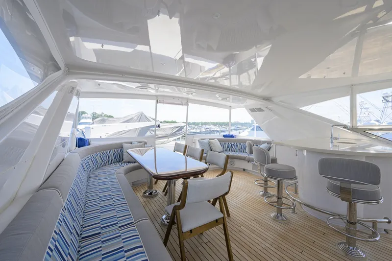Slide: The Image of Hatteras 80 Motor Yacht 2013 - 7954273