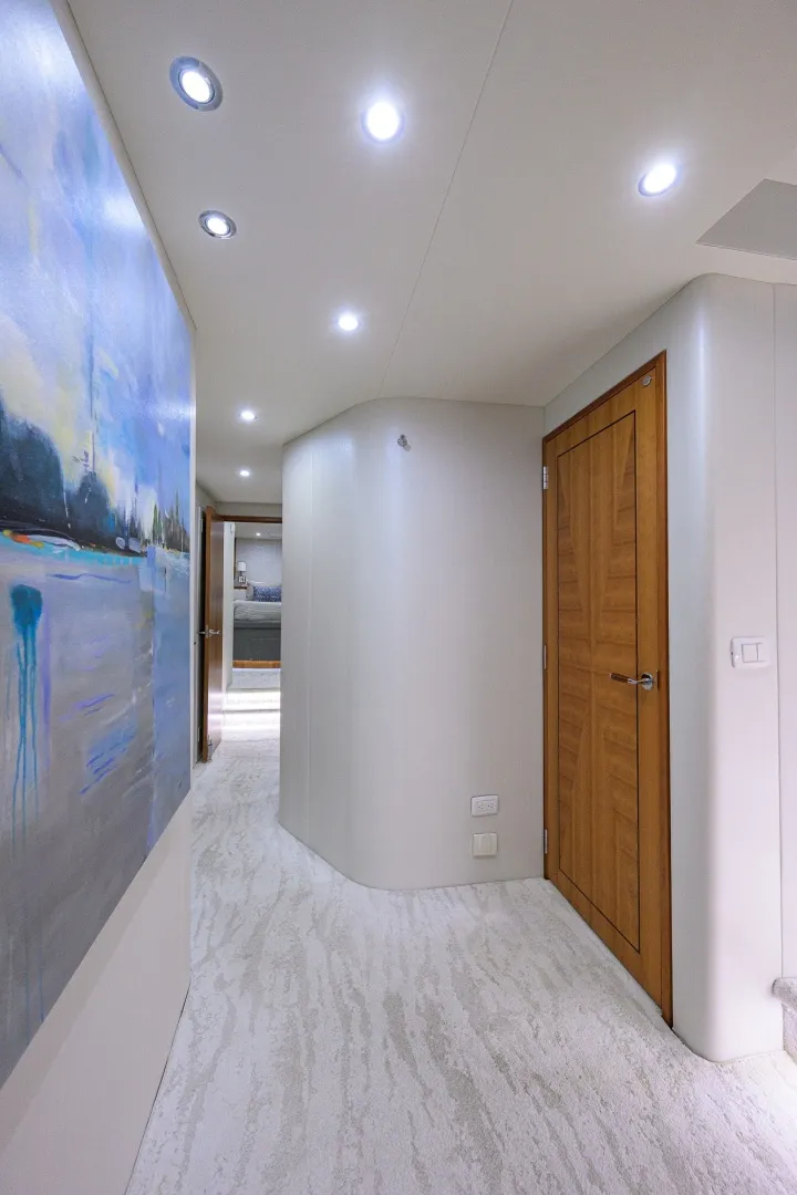Slide: The Image of Hatteras 80 Motor Yacht 2013 - 7954197