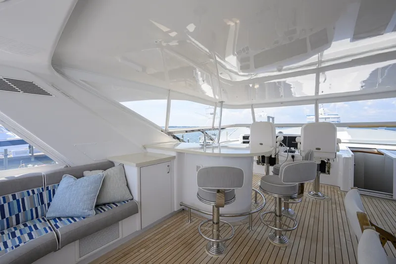 Slide: The Image of Hatteras 80 Motor Yacht 2013 - 7954275