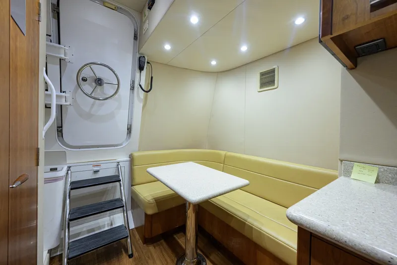 Slide: The Image of Hatteras 80 Motor Yacht 2013 - 7954295