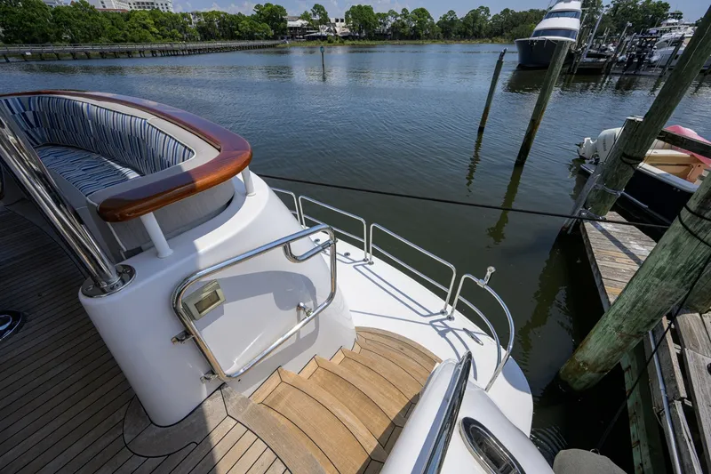 Slide: The Image of Hatteras 80 Motor Yacht 2013 - 7954247